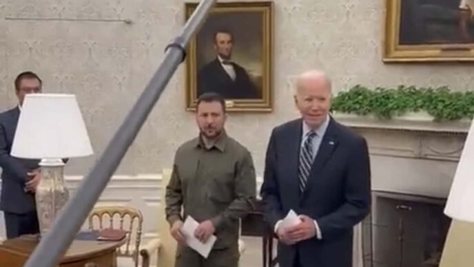 Biden announces $425 mn Ukraine arms package