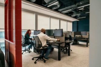 What is the Role of Tracking Systems in Workplace Performance?