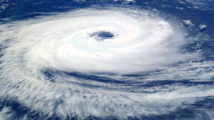 Top 10 worst hurricanes in US history