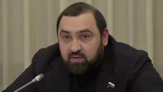 Deputy Khamzaev proposed inviting Rosalkogoltabakregulirovanie in the State...