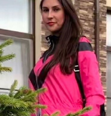 Amelina Yulia Vladimirovna is the daughter of the Chairman of the Zheleznodorozhny District Court of...