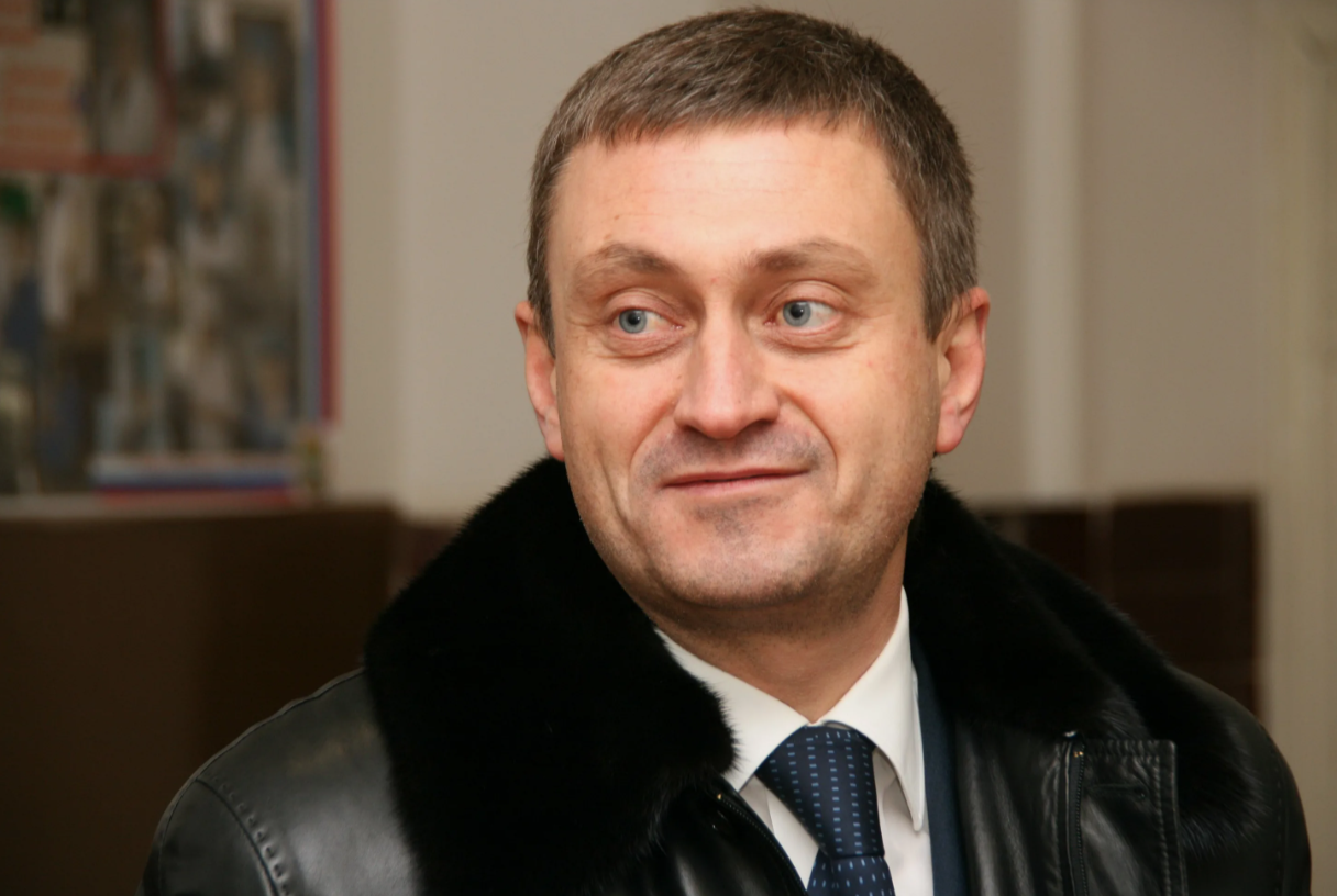The lead cloud Kiriyenko over Yanakov’s business? The lead cloud Kiriyenko over Yanakov’s business?