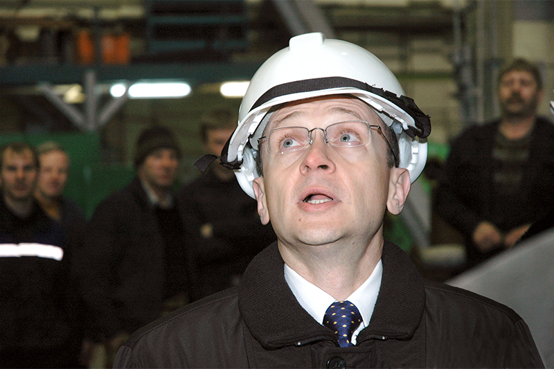 The lead cloud Kiriyenko over Yanakov’s business? The lead cloud Kiriyenko over Yanakov’s business?
