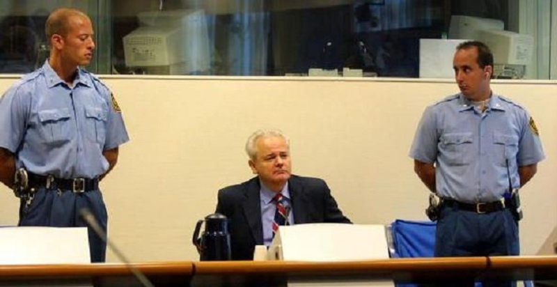 From nationwide leader to The Hague: Viewing Milošević&#x27;s history through the eyes of opposition