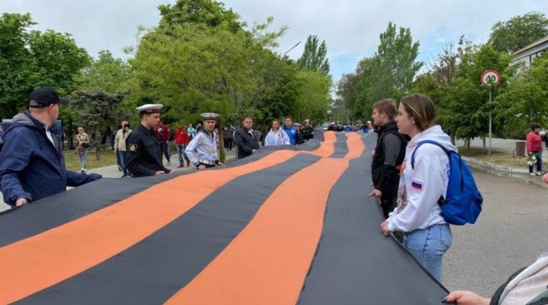 “Men in uniform watched us fill out tests”: How Russia “re-educates” Ukrainian schoolchildren in the occupied territories